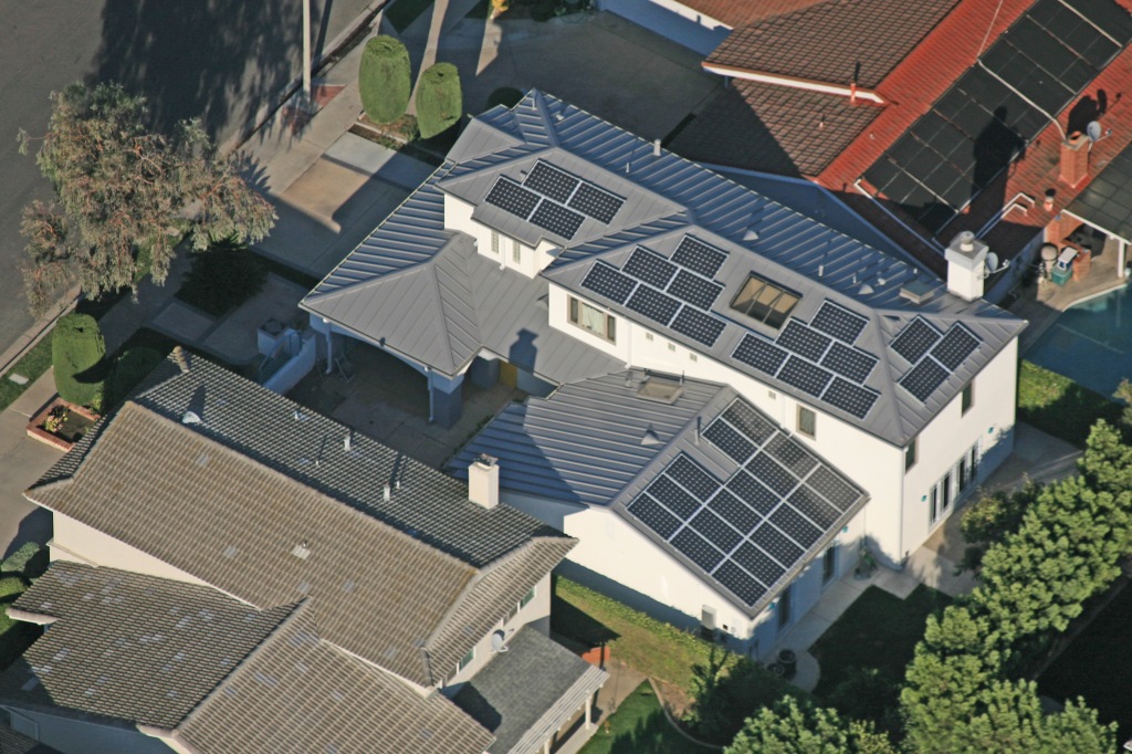 What Are The Pros And Cons Of Residential Solar Panels?